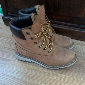 Size 7.5 Womens Timberlands